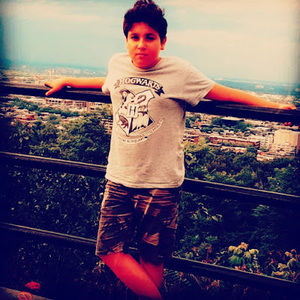 Meet your Posher, Shawkat